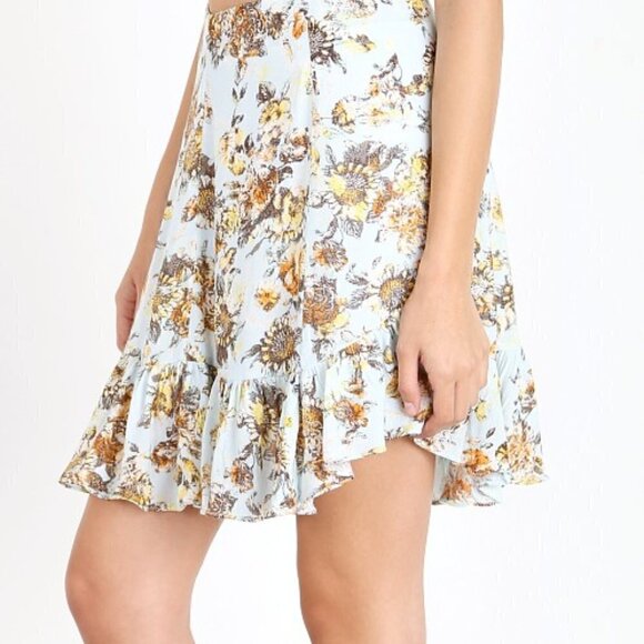 Some Days Lovin Bungalow Floral Skirt - Picture 1 of 3